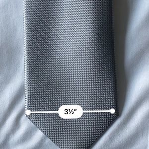 Silver Men’s Tom Ford Tie